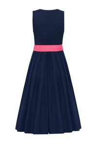 Dirndl Fanny Dunkelblau mit pinker Schürze